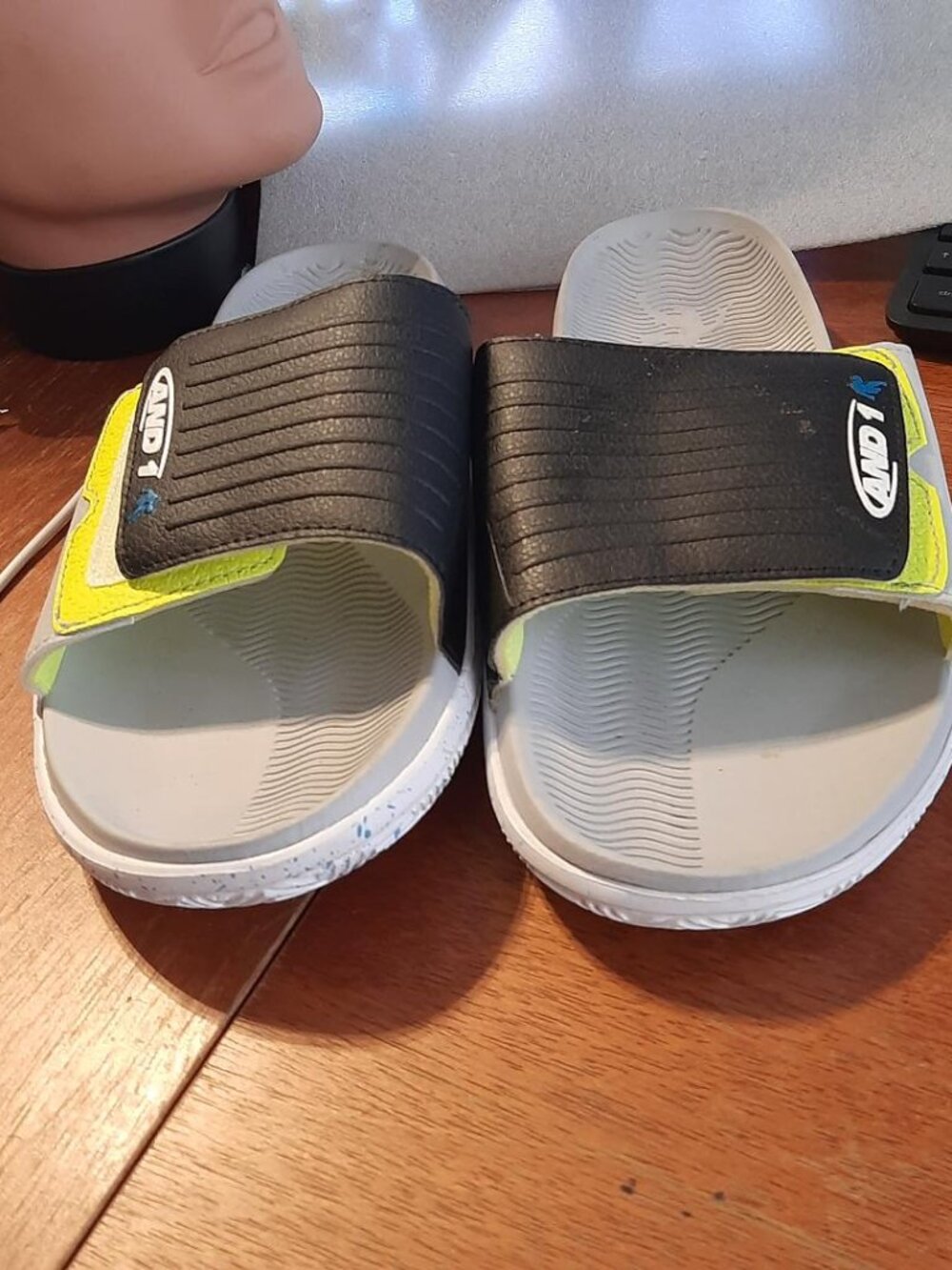 NEW ! And 1 Men MultiColor Slipper Size 8